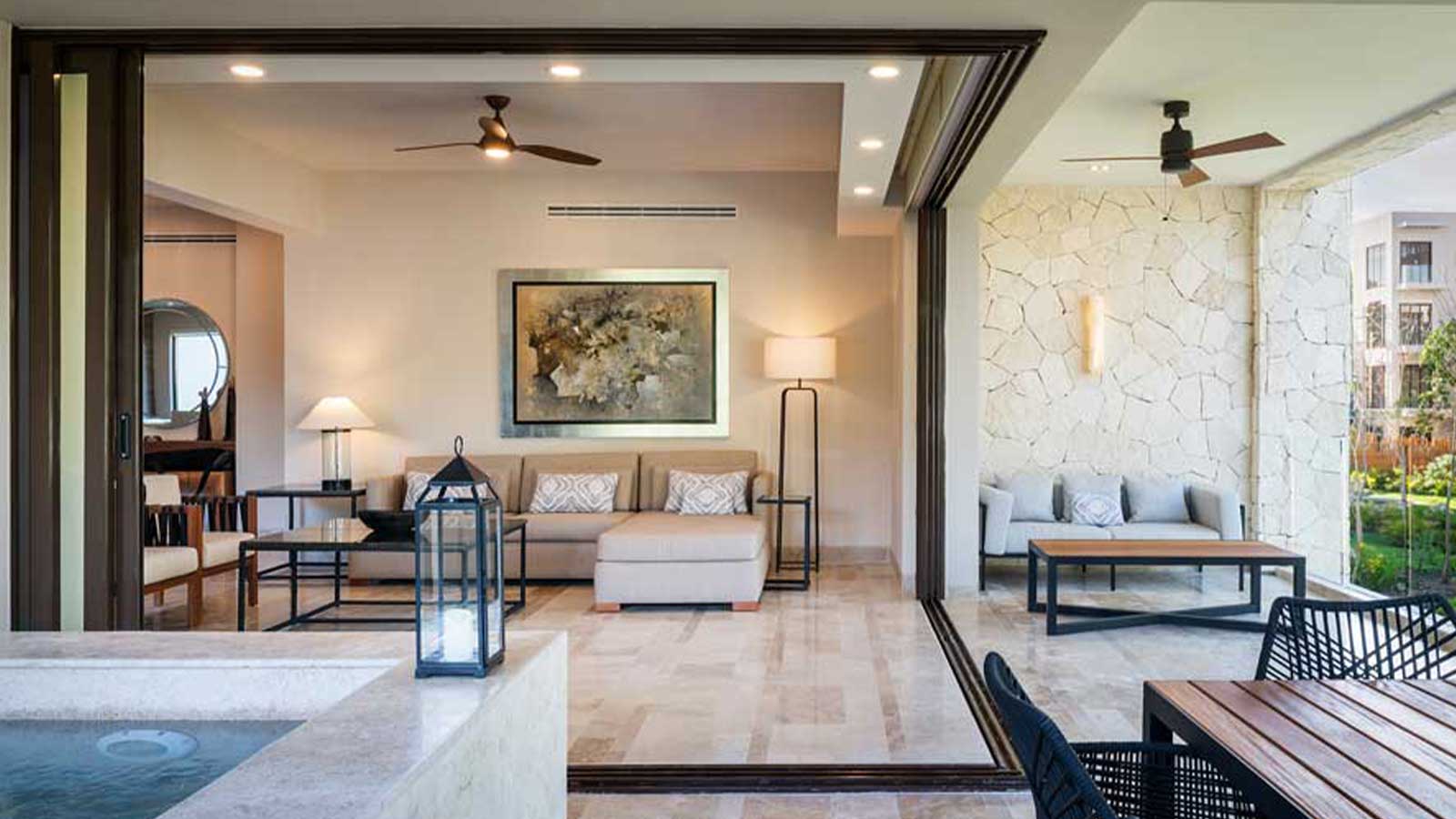 FAIRMONT RESIDENCES 