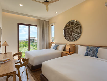 FAIRMONT RESIDENCES